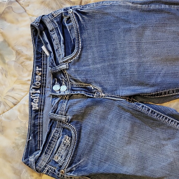Denim Capri. - Picture 3 of 4